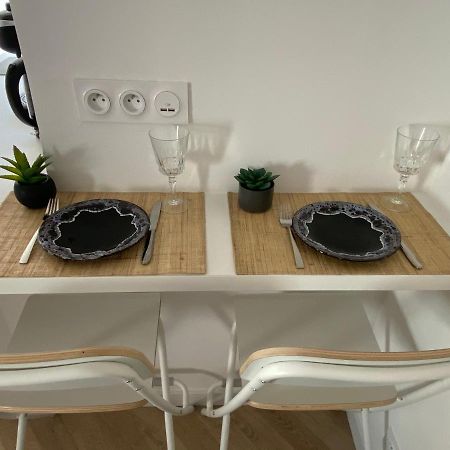 La Reinesse Appartement Flayosc Buitenkant foto
