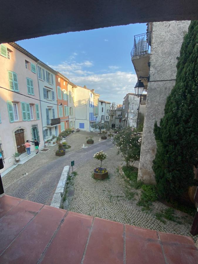La Reinesse Appartement Flayosc Buitenkant foto
