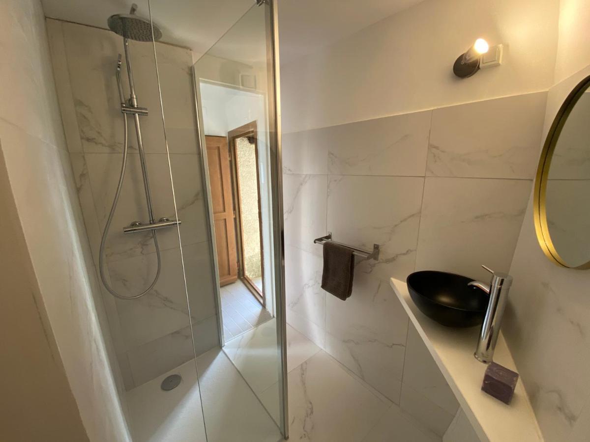 La Reinesse Appartement Flayosc Buitenkant foto